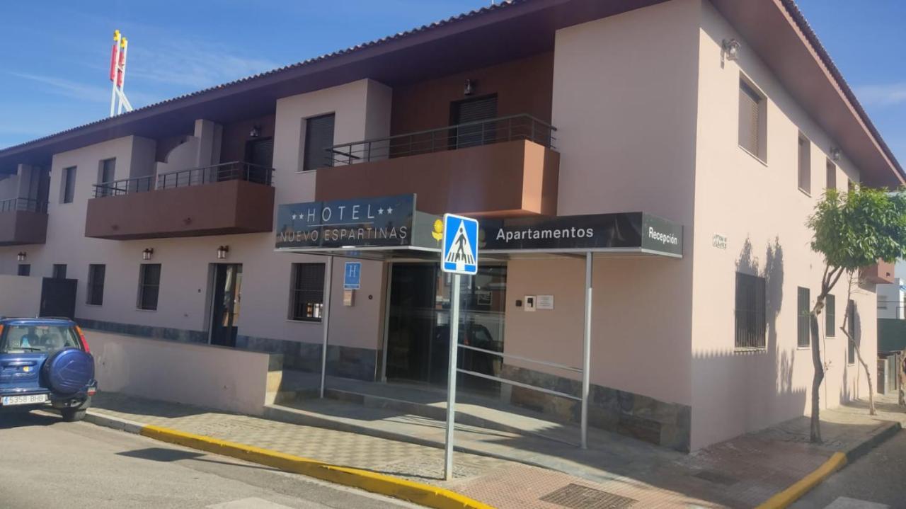 Hotel Nuevo Espartinas Eksteriør billede